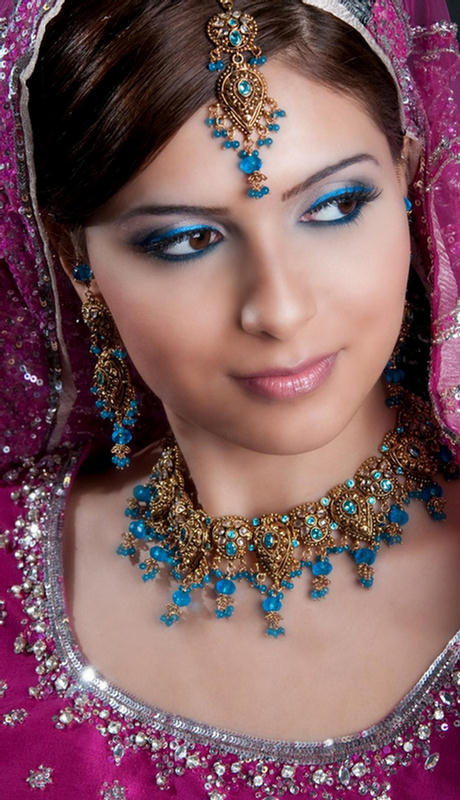 INDIAN-PAKISTANI-BRIDAL-DRESS 1