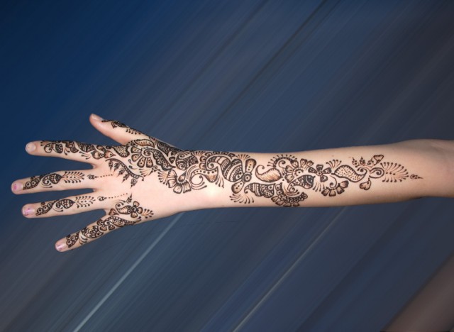 Eid-Mehndi-Design-Simple-Henna-Mehndi-Designs-2012-2013-1