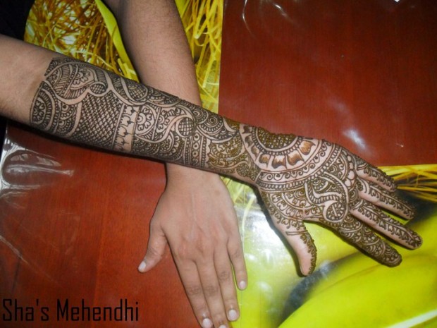 Beautiful-Eid-Mehndi-Designs-Simple-Easy-Hands-Foot-Mehndi-Designs-2012-5