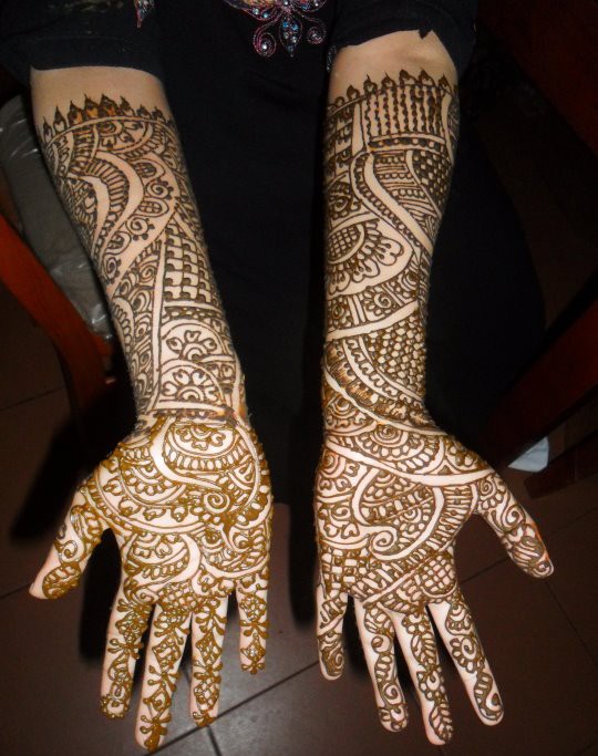 Beautiful-Eid-Mehndi-Designs-Simple-Easy-Hands-Foot-Mehndi-Designs-2012-7