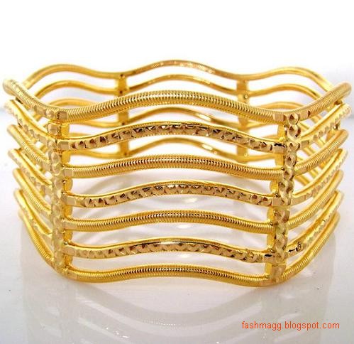 gold-bracelets-bangles-design-pics-gold-diamond-bangles-kangan-design-pictures-gold-bridal-indian-pakistani-bangles-designs-7