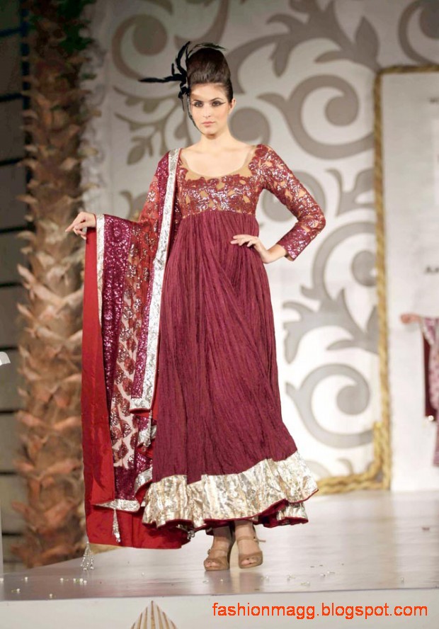 Indian-Pakistani-Bridal-Wedding-Dress-Bridal-Couture-fashion-Show-on-Ramp-7