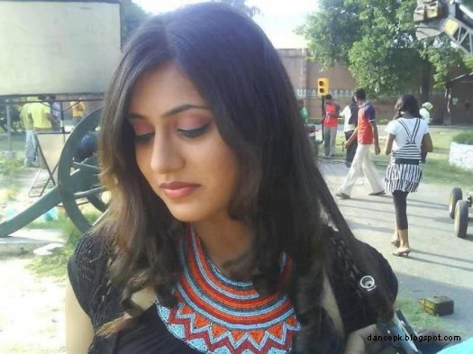 Beautifu-Indian-Hot-Girls-Pictures-Photos-Indian-Call-Girls-Desi-Mallu-Girls-Images-3