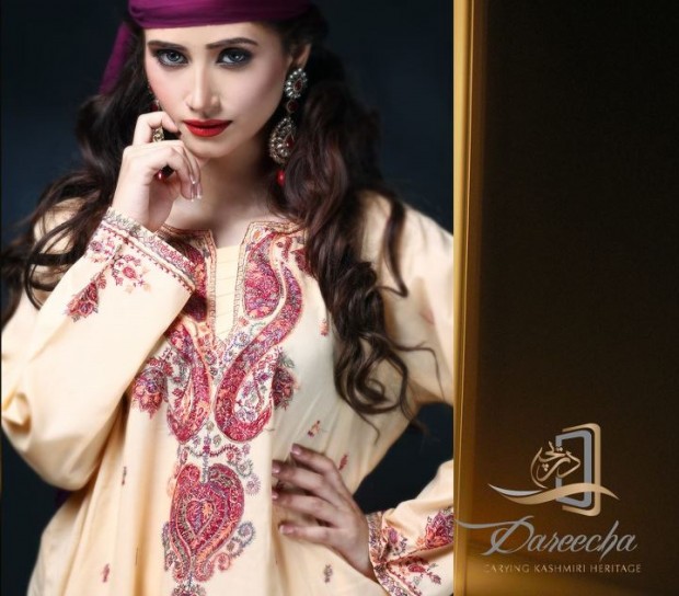New-Neckline-Dress-Designs-by-Dareecha-Embroidered-Kashmiri-Winter-Dress-Collection-2013-7