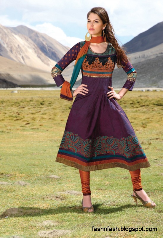 Shalwar-Kameez-Designs-Indian-Casual-Party-Wear-Salwar-Kamiz-Design-Latest-Fashion-Dress-5