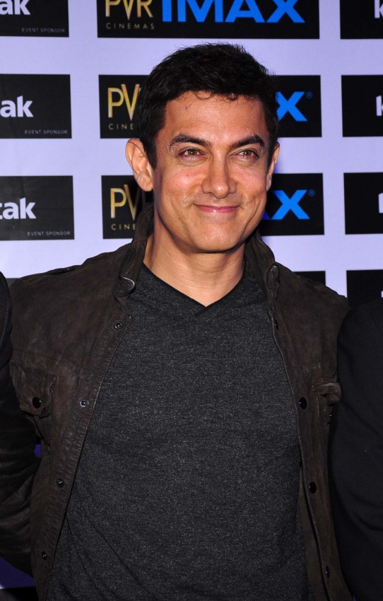 Aamir-Khan-Bollywood-Famous-Actor-Launch-PVR-Imax-Screen-Photoshoot-2