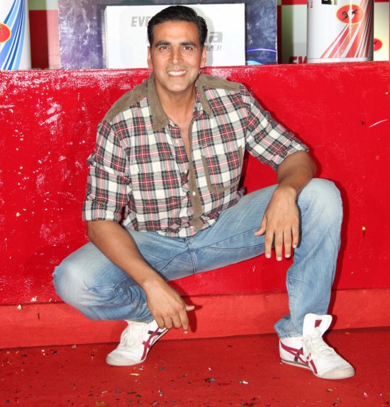 Akshay-Kumar-launches-Eveready-New-products-Gallery-pictures-Images-3