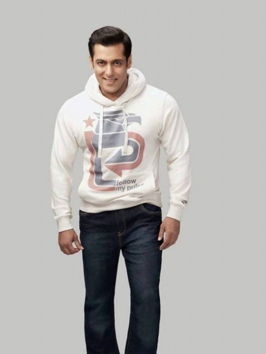 Salman-Khan-Photoshoot-For-Splash-Fashionable-Winter-Clothes-Collection-Mens-Wear-Suits-11