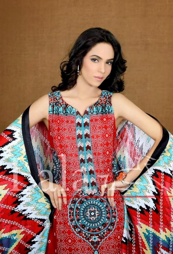 Beautiful-Girls-Ladies-Wear-New-Fashion-Khaddar-Clothes-by-Lala-Textiles-And-Afreen-7