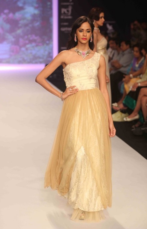 kashi Jewels Show at IIJW 2013 Day 4 Pictures 5