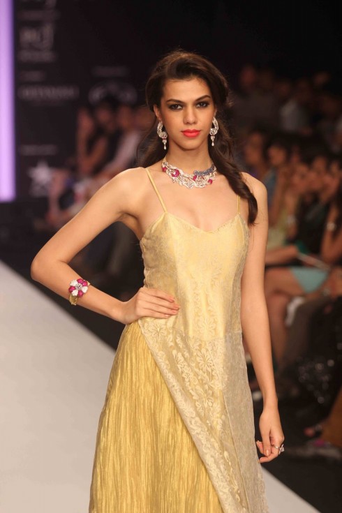 kashi Jewels Show at IIJW 2013 Day 4 Pictures 6