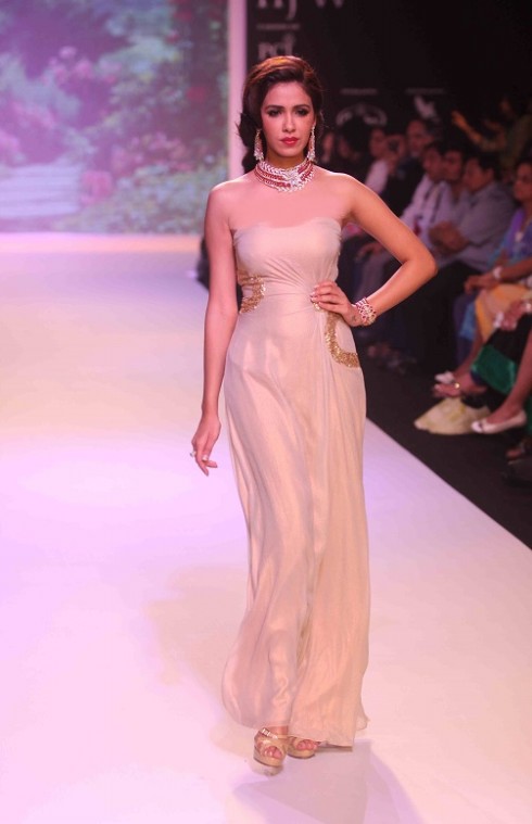 kashi Jewels Show at IIJW 2013 Day 4 Pictures 10