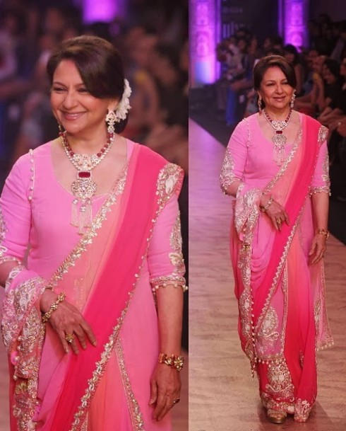 Bollywood-Indian Movies Actresses Celebrities Stars Wear Beautiful Designers Saree-Sari-10