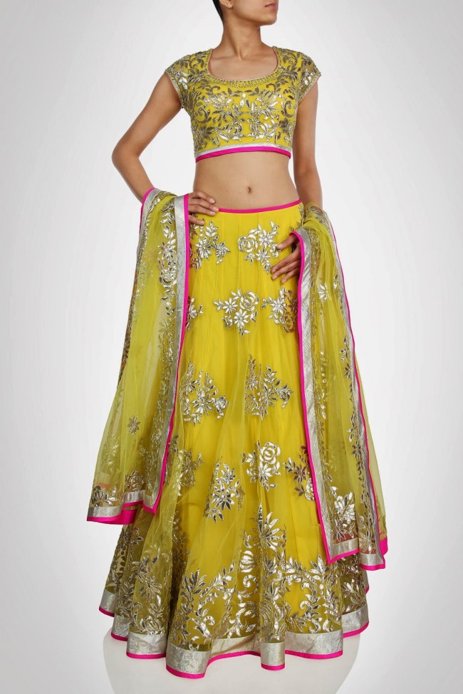 Anarkali-Long-Frock-New-Fashion-Outfits-for-Girls-by-Designer-Seema-Gujral-2