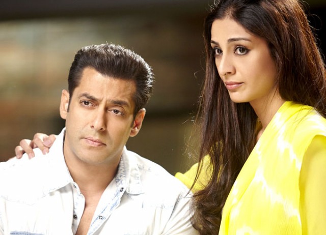 Salman-Khan-Daisy-Shah-at-Bollywood-Indian-Movie-Jai-Ho-Stills-Photoshoot-Pictures-