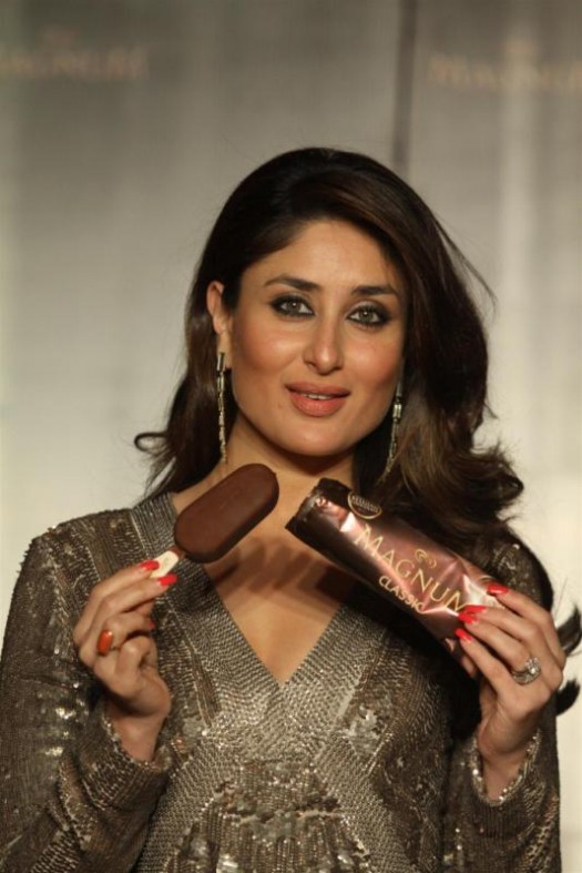 Kareena-Kapoor-Announced-as-Brand-Ambassador-Of-Magnum-Ice-Cream-Photo-Pictures-2