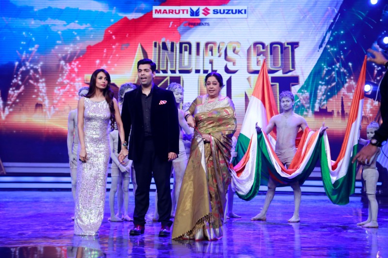 Malaika-Arora-And-Karan-Johar-At-Indias-Got-Talent-Season-5-Launch-Photoshoot-Pictures-