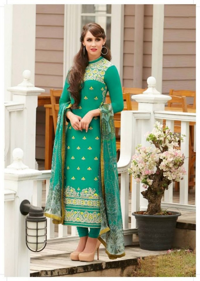 Shalwar-Kameez-Dress-Designs-Pakistani-Indian-New-Fashion-Girls-Women-Best-Salwar-Kamiz-7