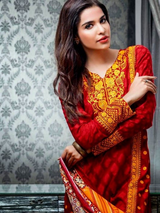 Beautiful-Girls-Women-Wear-New-Fashion-Outfits-Suits-Catalogue-by-Festive-Eid-Gul-Ahmed-8