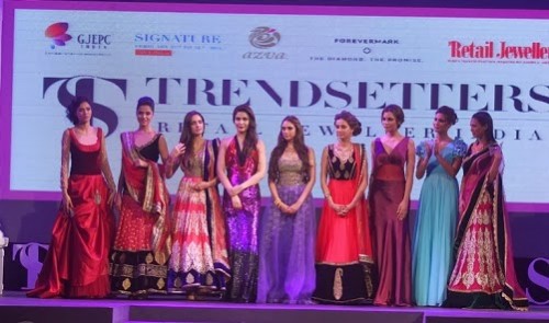 Bridal-Wedding-Dress-Fashion-Show-by-Retail-Jewellers-India-Trendsetters-Launch-11