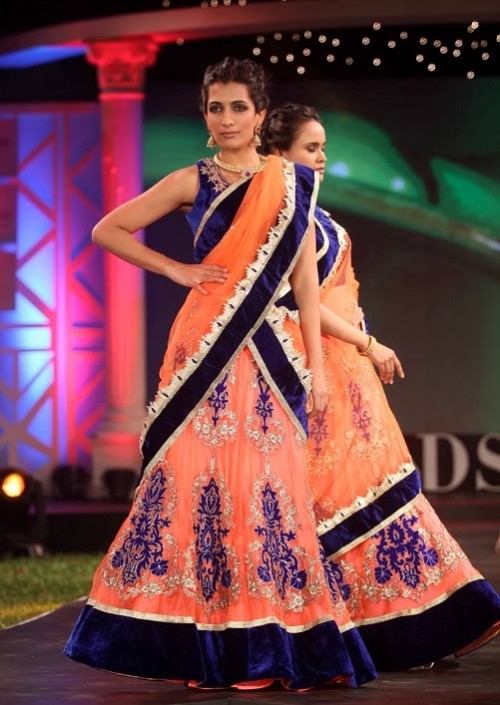Bridal-Wedding-Dress-Fashion-Show-by-Retail-Jewellers-India-Trendsetters-Launch-7