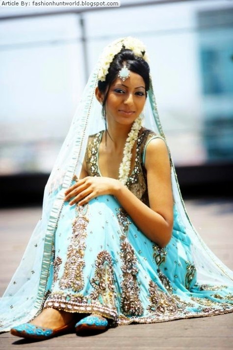 Girls-Wear-Beautiful-Wedding-Bridal-Dresses-by-Fashion-Suits-Designer-Erum-Ali-10