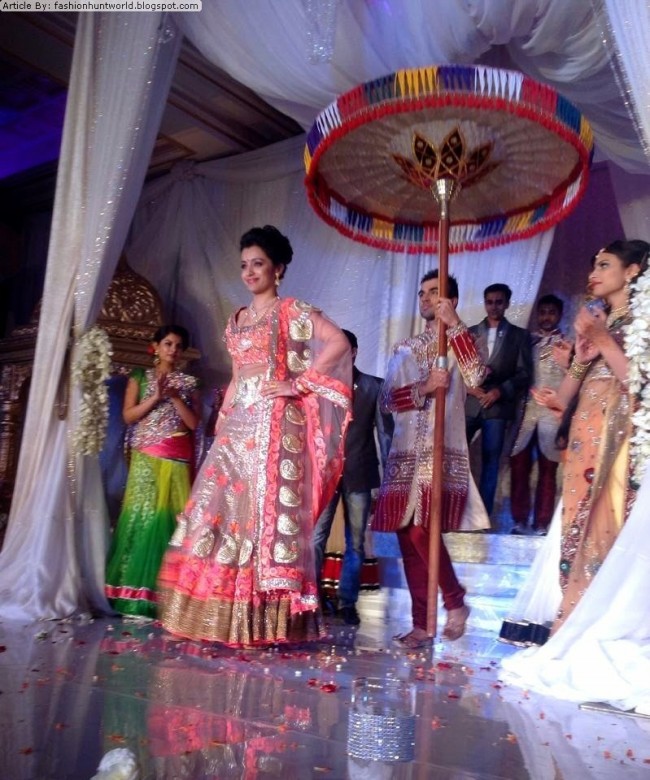 Girls-Wear-Beautiful-Wedding-Bridal-Dresses-by-Fashion-Suits-Designer-Erum-Ali-5