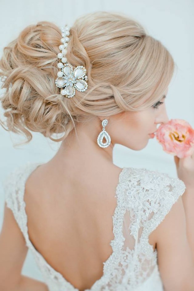 Girls-Women-Stylish-Wedding-Bridal-Hairstyle-for-Brides-Party-Receptions-New-Fashion-3