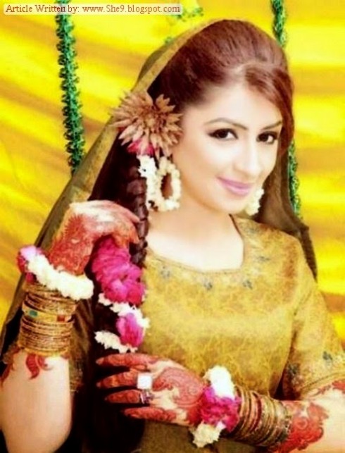 Wedding-Bridal-Hair-Cuts-Style-New-Latest-Fashion-for-Mehndi-Party-Function-5
