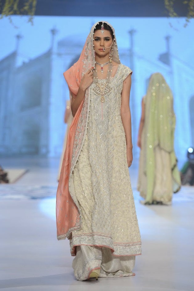 Wedding-Bridal-New-Fashion-Wear-Dress-for-Beautiful-Girls-at- PBCW-by-Designer-Sana-Abbas-9