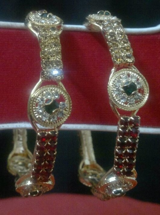 Indian Bridal-Wedding Wear Gold Bracelet Bangles Chura For Brides New Dulhan Fashion-8