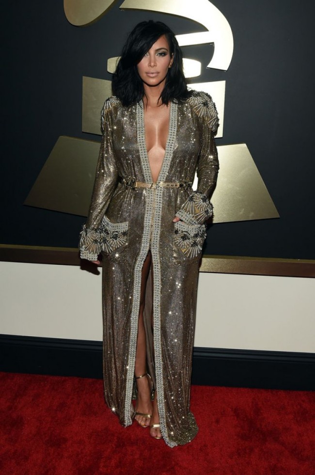 Kim-Kardashian-at-2015-Grammy-Awards-in-Los-Angeles-Images-Photos-3