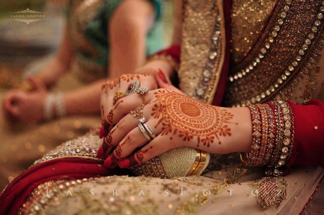 Beautiful Best Wedding-Bridal Henna Mehndi Designs Collection for Brides-Girls-1
