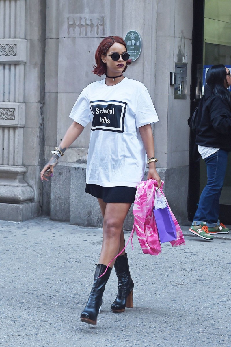 Rihanna Out and About in New York HD Wallpapers-7