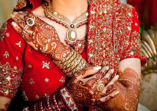 New Stylish Wedding-Bridal Arabic Henna Mehndi Designs Images for Brides-Dulhan Hands-Feet-7